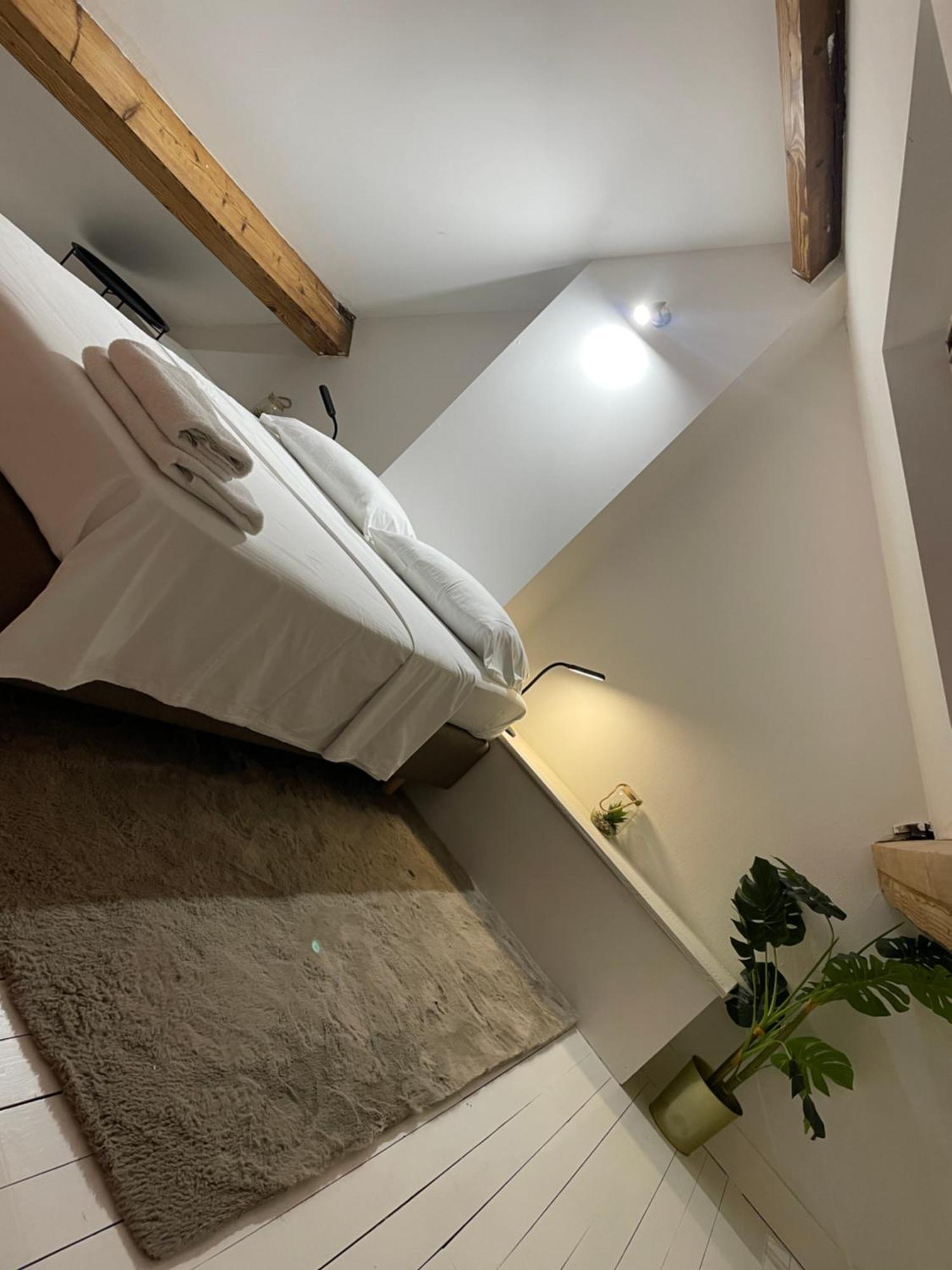 Апартаменти Attic European Quarter Брюссель Екстер'єр фото